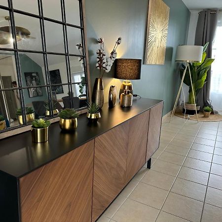 L'Escale Du Trianon Apartment Le Plessis-Robinson Bagian luar foto