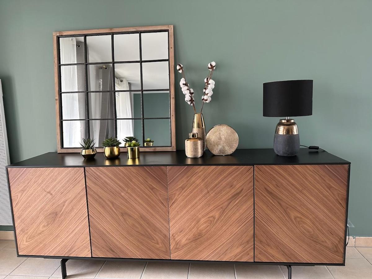 L'Escale Du Trianon Apartment Le Plessis-Robinson Bagian luar foto