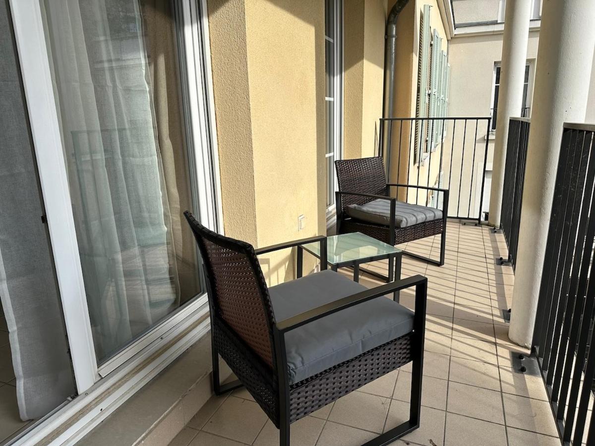 L'Escale Du Trianon Apartment Le Plessis-Robinson Bagian luar foto
