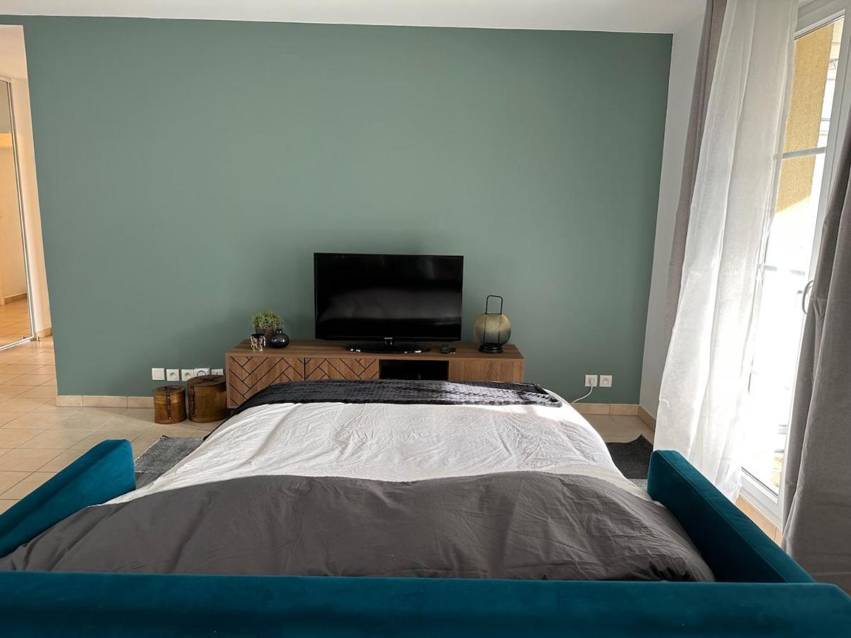 L'Escale Du Trianon Apartment Le Plessis-Robinson Bagian luar foto